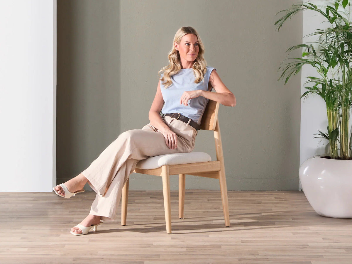 Scandinavian Oak | Transformer Round Chair