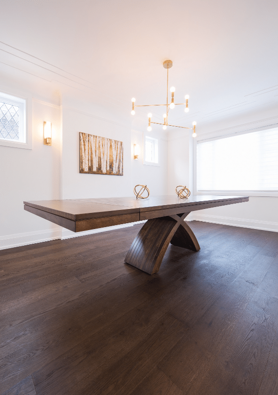 Strata dining table